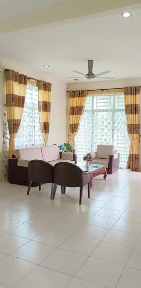 Maya Bungalow Bukit Kayu Hitam, Changlun, Kedah